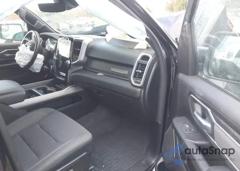 2023 Ram 1500 Big Horn 4X4 5'7 Box из США, поврежденный, VIN 1C6RRFFG2PN597791